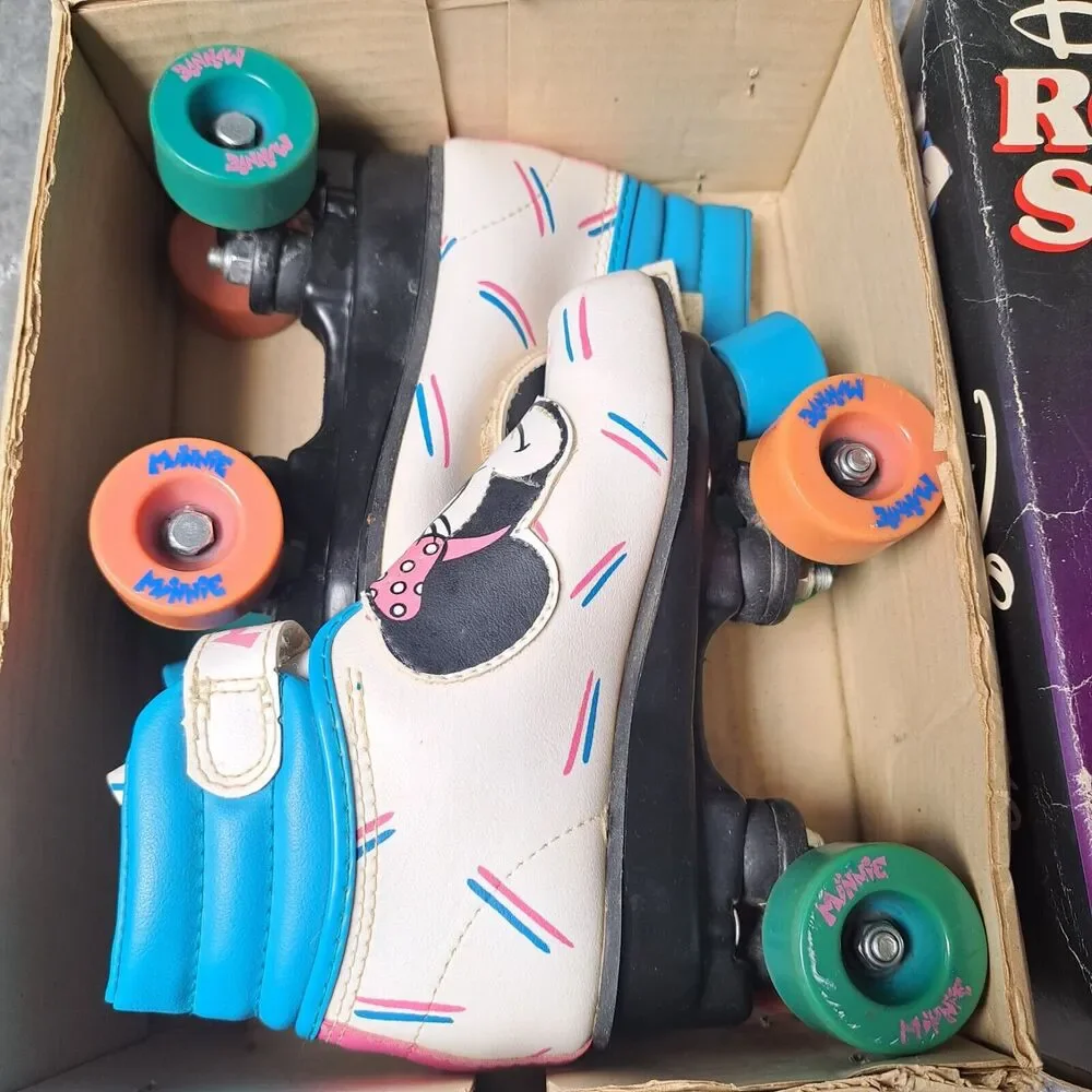 Vtg Minnie Mouse Roller Skates GIRLS SIZE 13 YOUTH Quad Wheels Disney Pastels